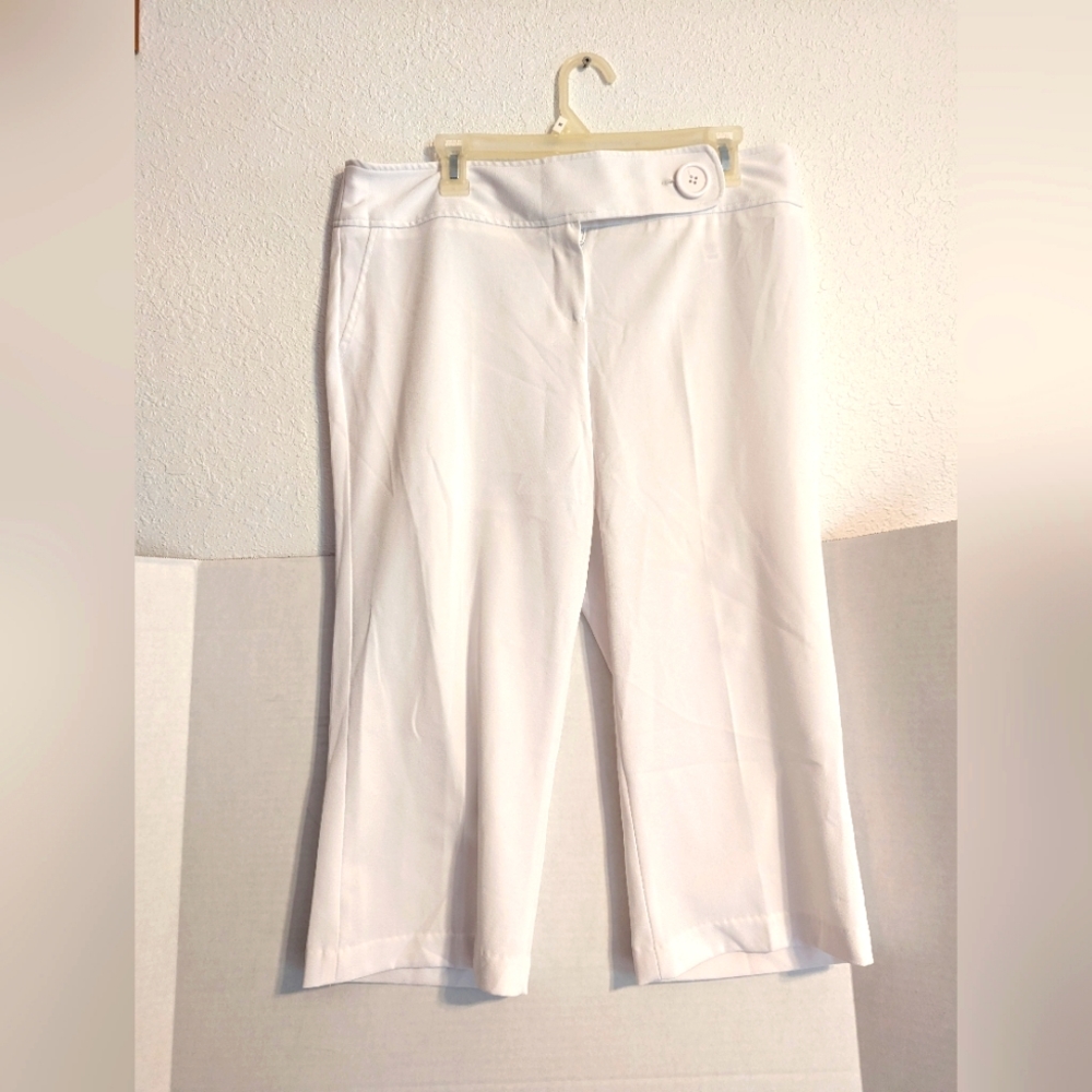 Ladies Cato Capri Pants Size 12